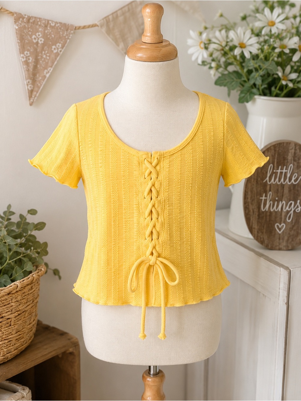 SO NWT Yellow Textured Lace Up Short Sleeve Top Girls Medium